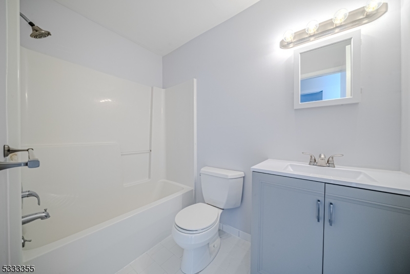 SEASONS GLEN - Residential