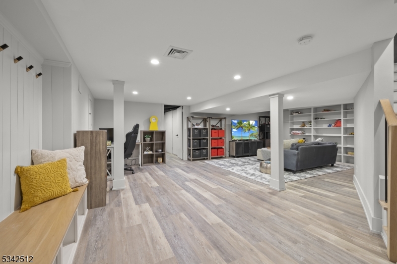 Poet's Section - Residential