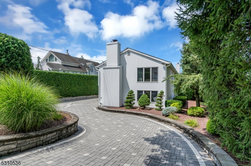 Lake Forest - Residential