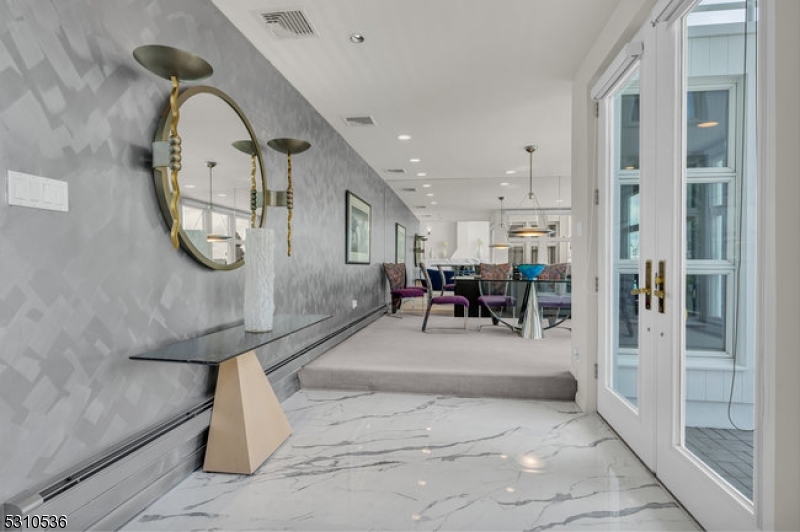 Lake Forest - Residential