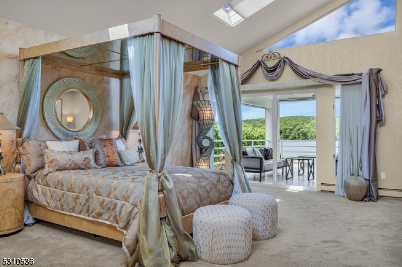 Lake Forest - Residential