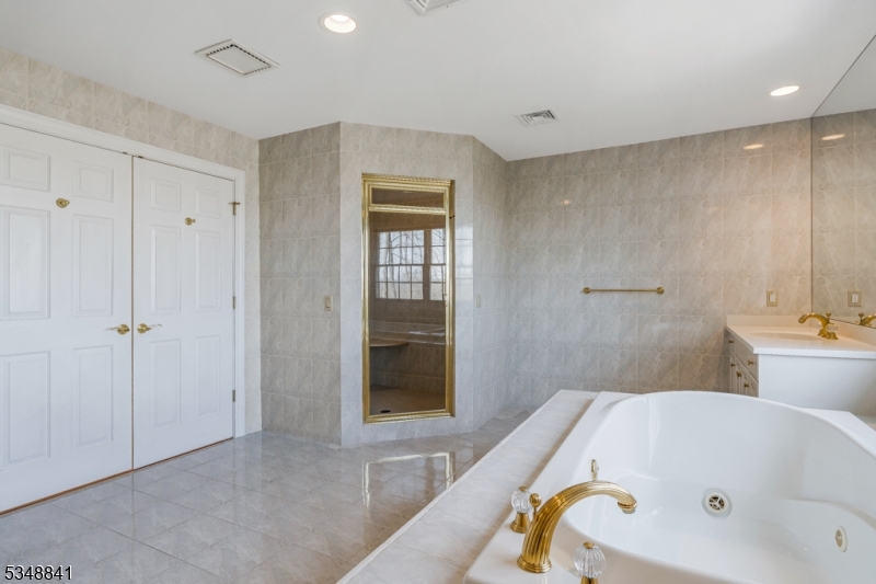 Willow Woods - Residential