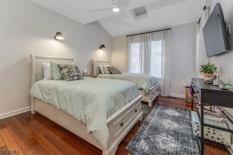 Beaver Brook - Residential