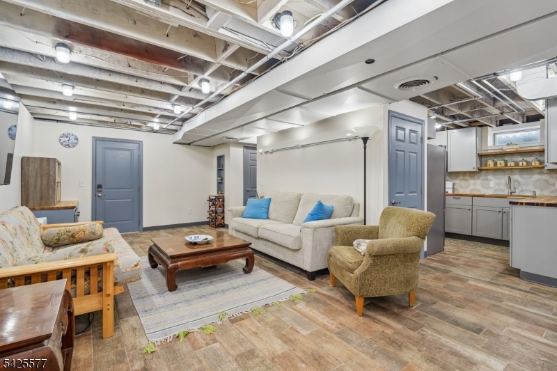 Pleasantdale - Residential