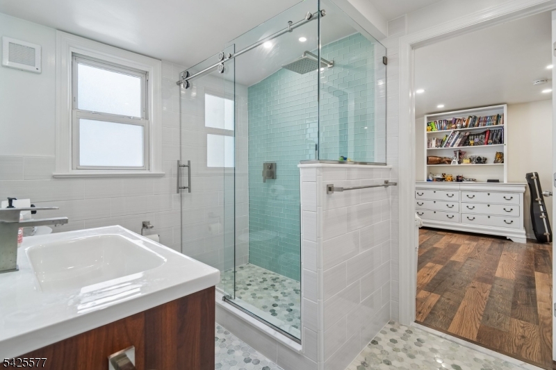 Pleasantdale - Residential