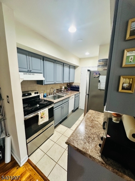 Cedarbrook - Residential Lease