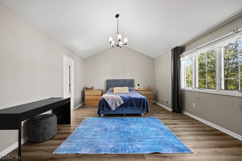 Crown View Manor - Residential