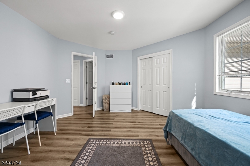 Crown View Manor - Residential