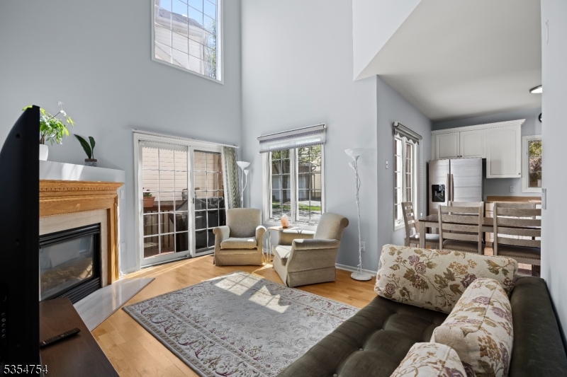 Crown View Manor - Residential