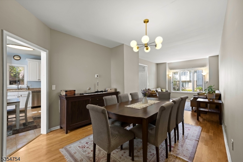 Crown View Manor - Residential