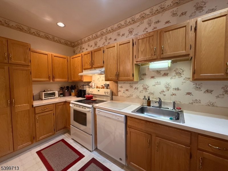 Bald Eagle Commons - Residential Lease