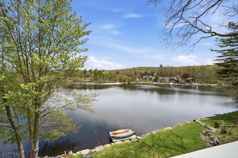 LAKE LOOKOVER - Residential