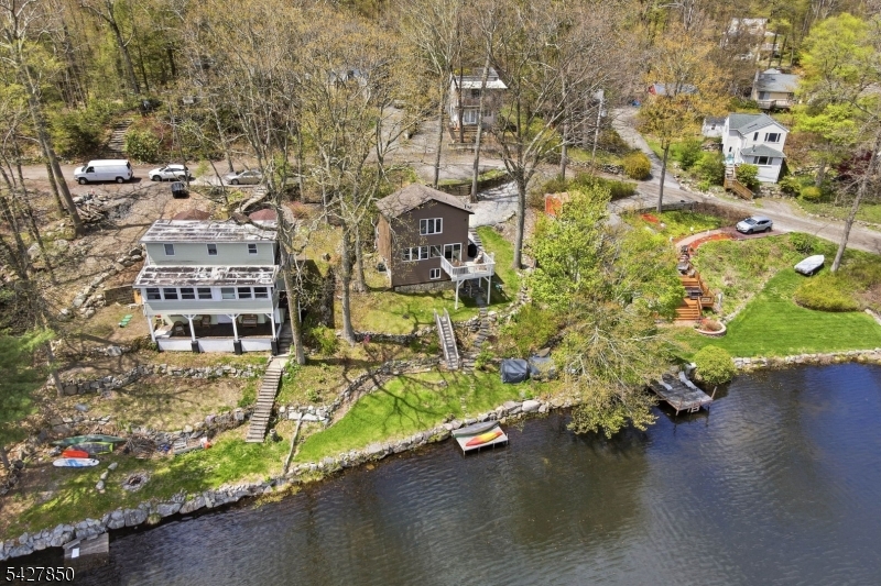 LAKE LOOKOVER - Residential