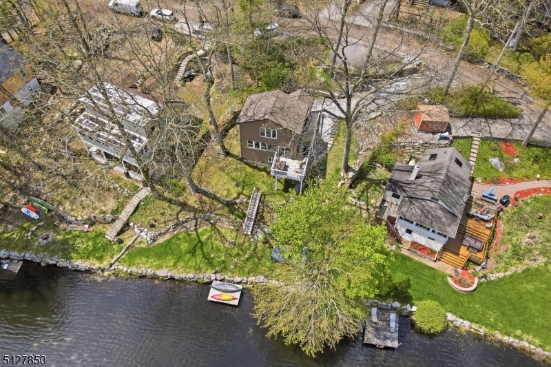 LAKE LOOKOVER - Residential