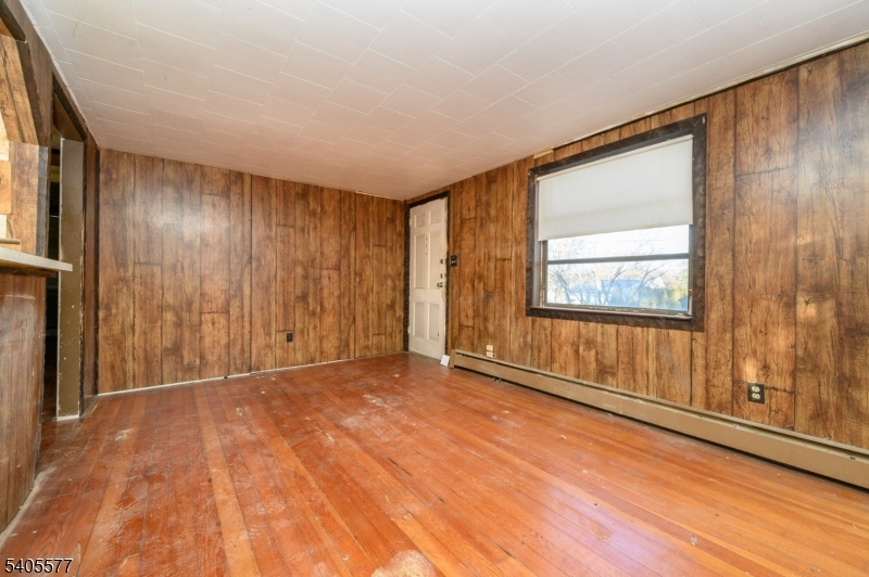 Lake Hiawatha - Residential