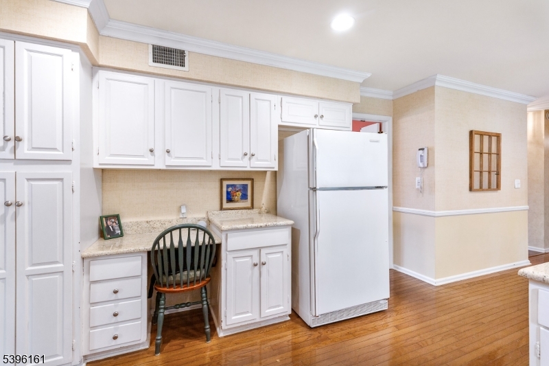 Tall Oaks - Residential