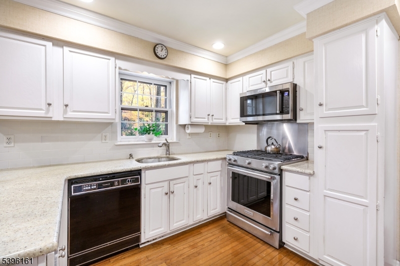 Tall Oaks - Residential