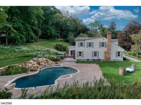 41 WASHINGTON CORNER RD, BERNARDSVILLE, NJ 07924 - Image fbf95c9a7cce158a5d4eeb8a79c8f437/1483249978
