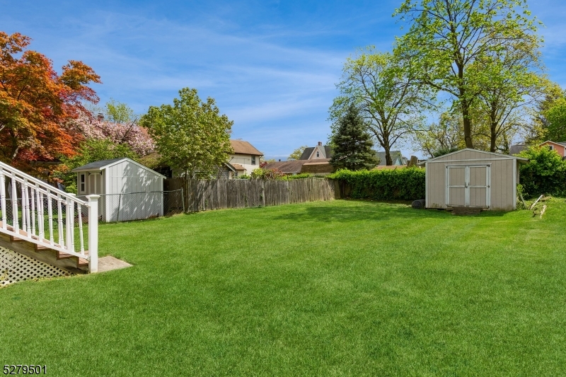 Dunellen Boro, New Jersey 08812, United States, 3 Bedrooms Bedrooms, ,3 BathroomsBathrooms,Residential,Pending,44280