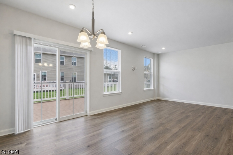 Promenade At Somerset - Residential