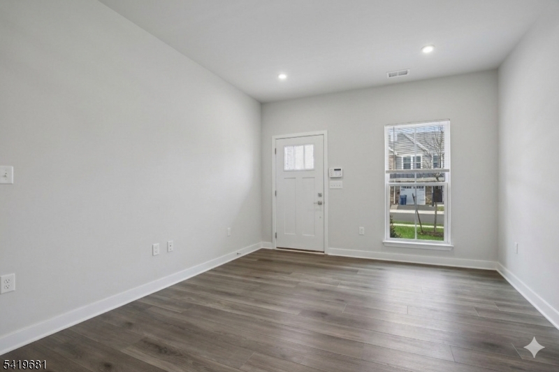 Promenade At Somerset - Residential