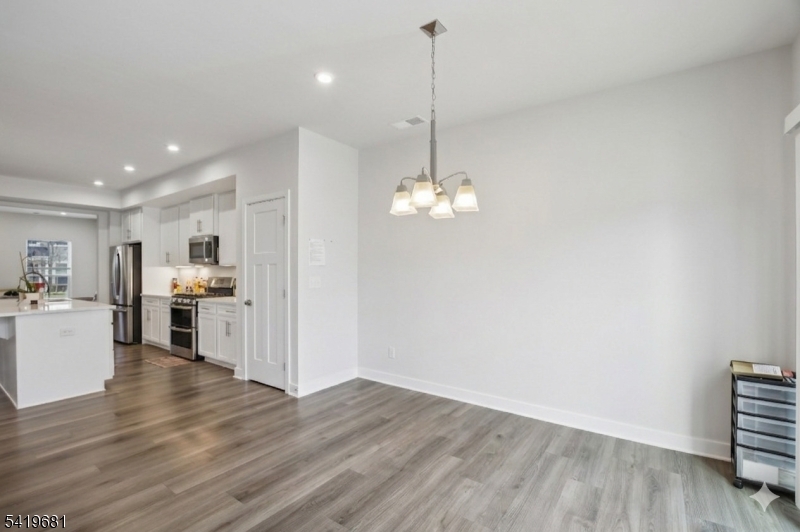 Promenade At Somerset - Residential