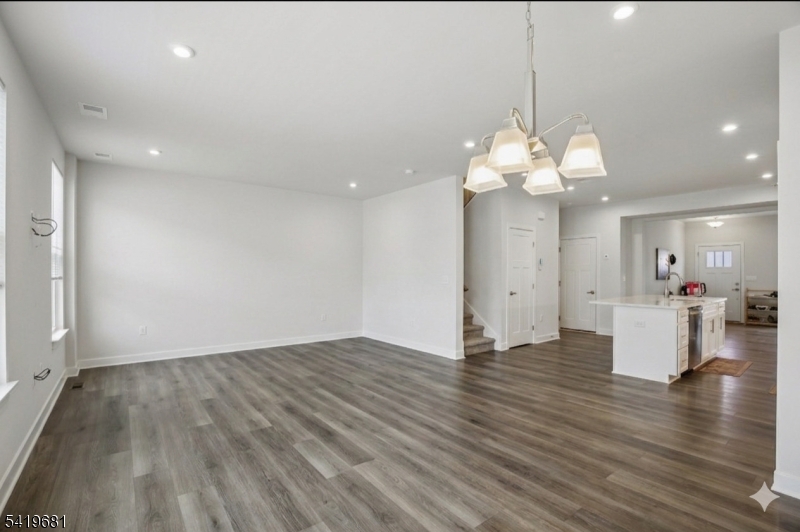 Promenade At Somerset - Residential