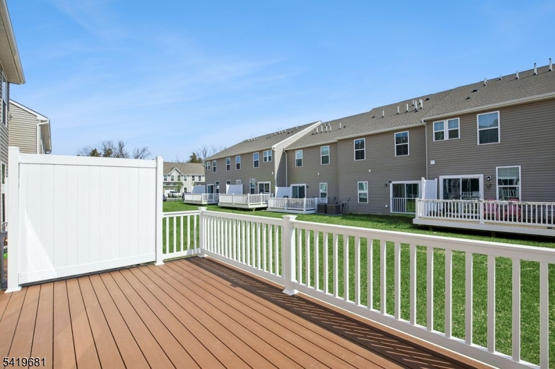 Promenade At Somerset - Residential