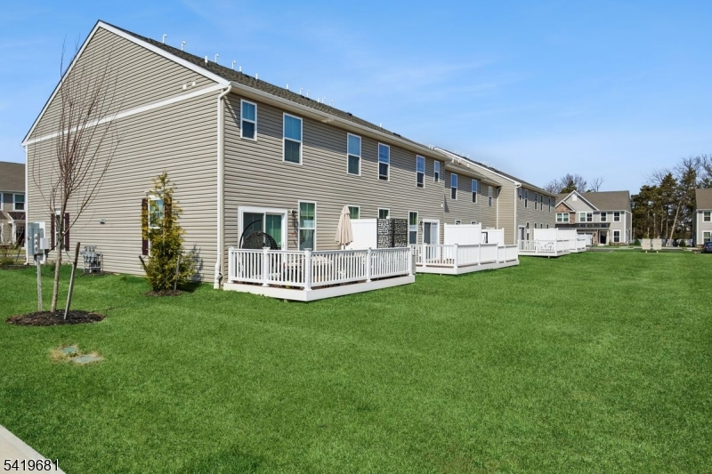 Promenade At Somerset - Residential