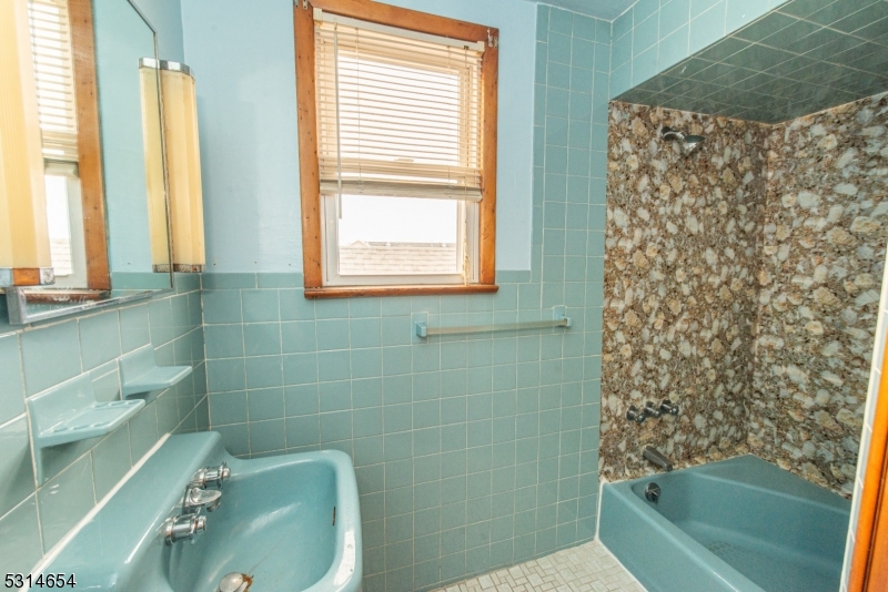 Ironbound - Residential Income