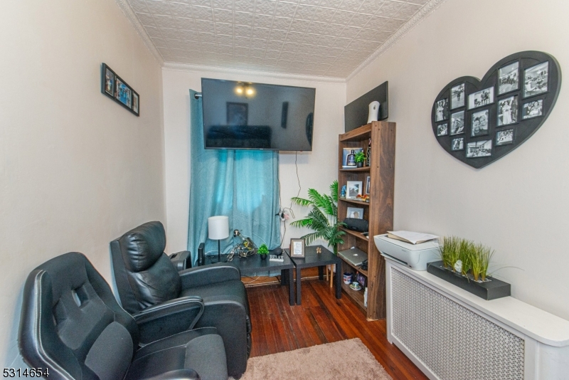 Ironbound - Residential Income