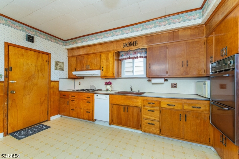 Ironbound - Residential Income