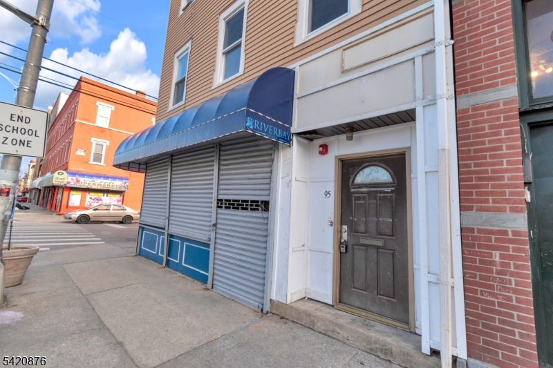 Port Elizabeth - Residential Income