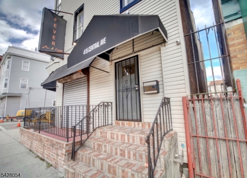 University Heights - Commercial Sale