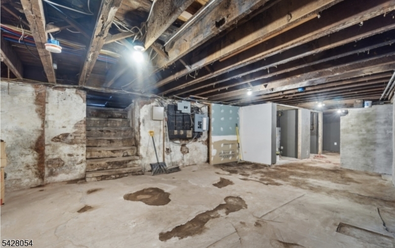 University Heights - Commercial Sale