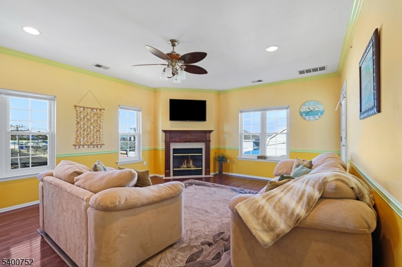 Comfort By The Sea - Residential