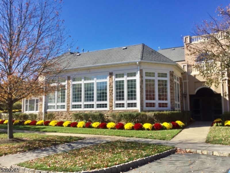 Fox Hills - Residential