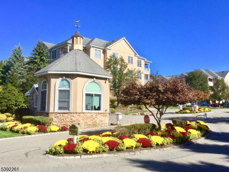 Fox Hills - Residential