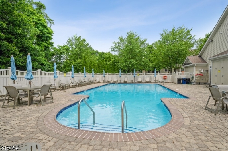 Sterling Green - Residential