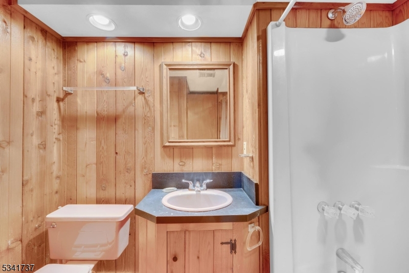 Roxiticus - Residential