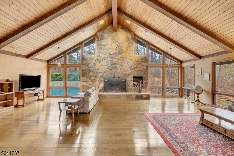 Roxiticus - Residential