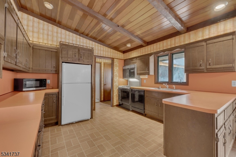 Roxiticus - Residential