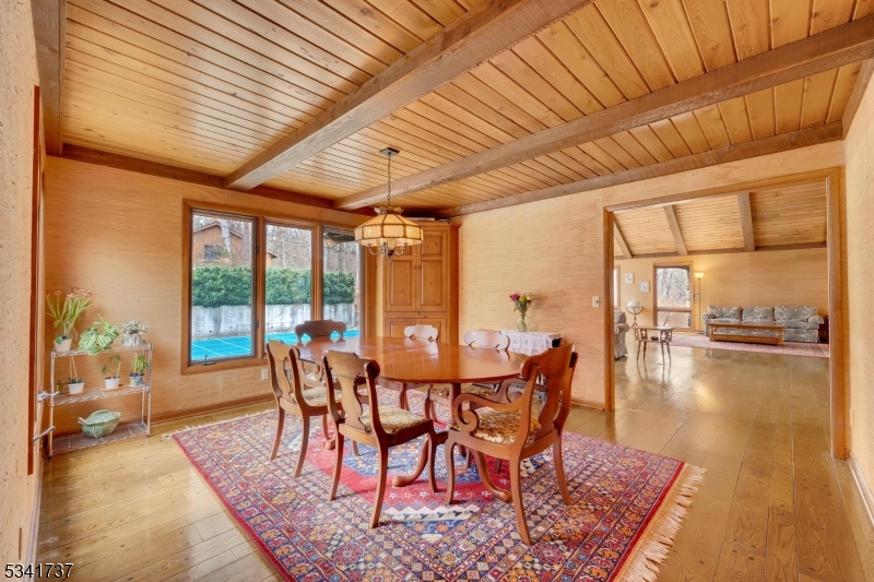 Roxiticus - Residential