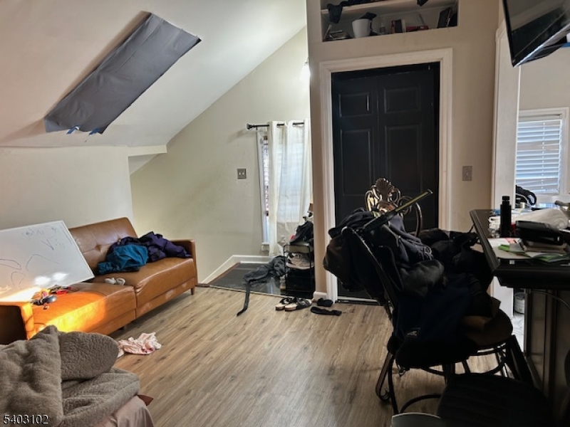 Totowa - Residential Income