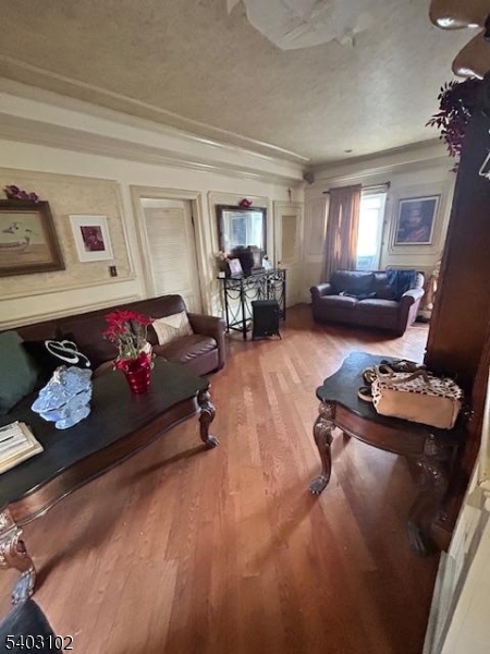 Totowa - Residential Income