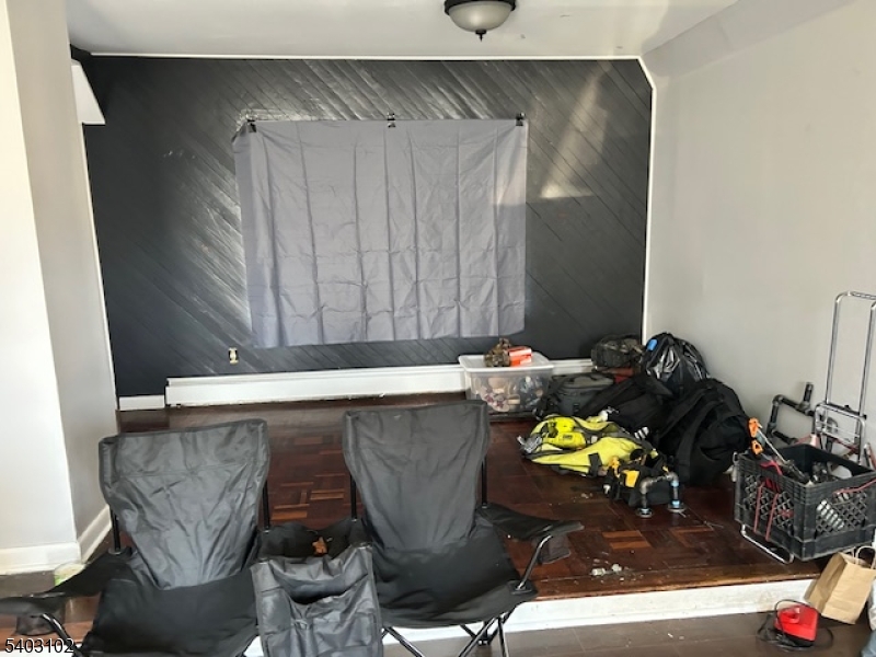 Totowa - Residential Income