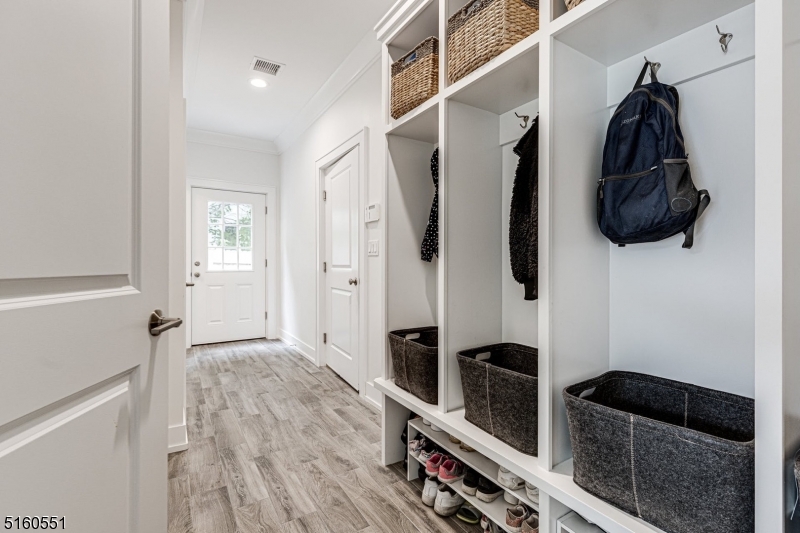 Tamaques near Shackamaxon - Residential