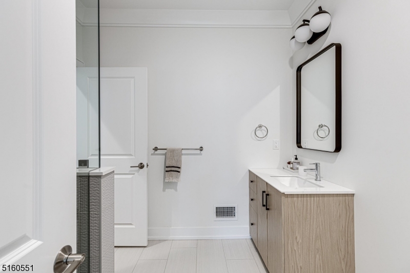 Tamaques near Shackamaxon - Residential