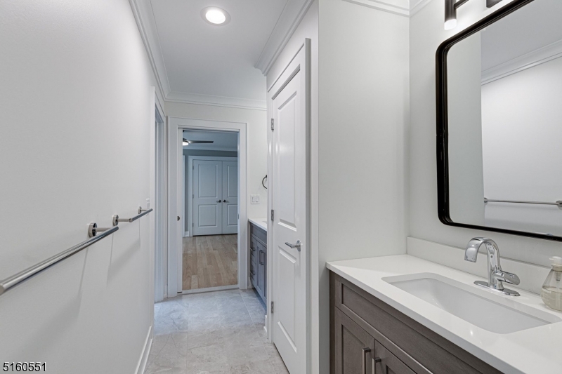 Tamaques near Shackamaxon - Residential