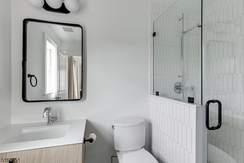 Tamaques near Shackamaxon - Residential